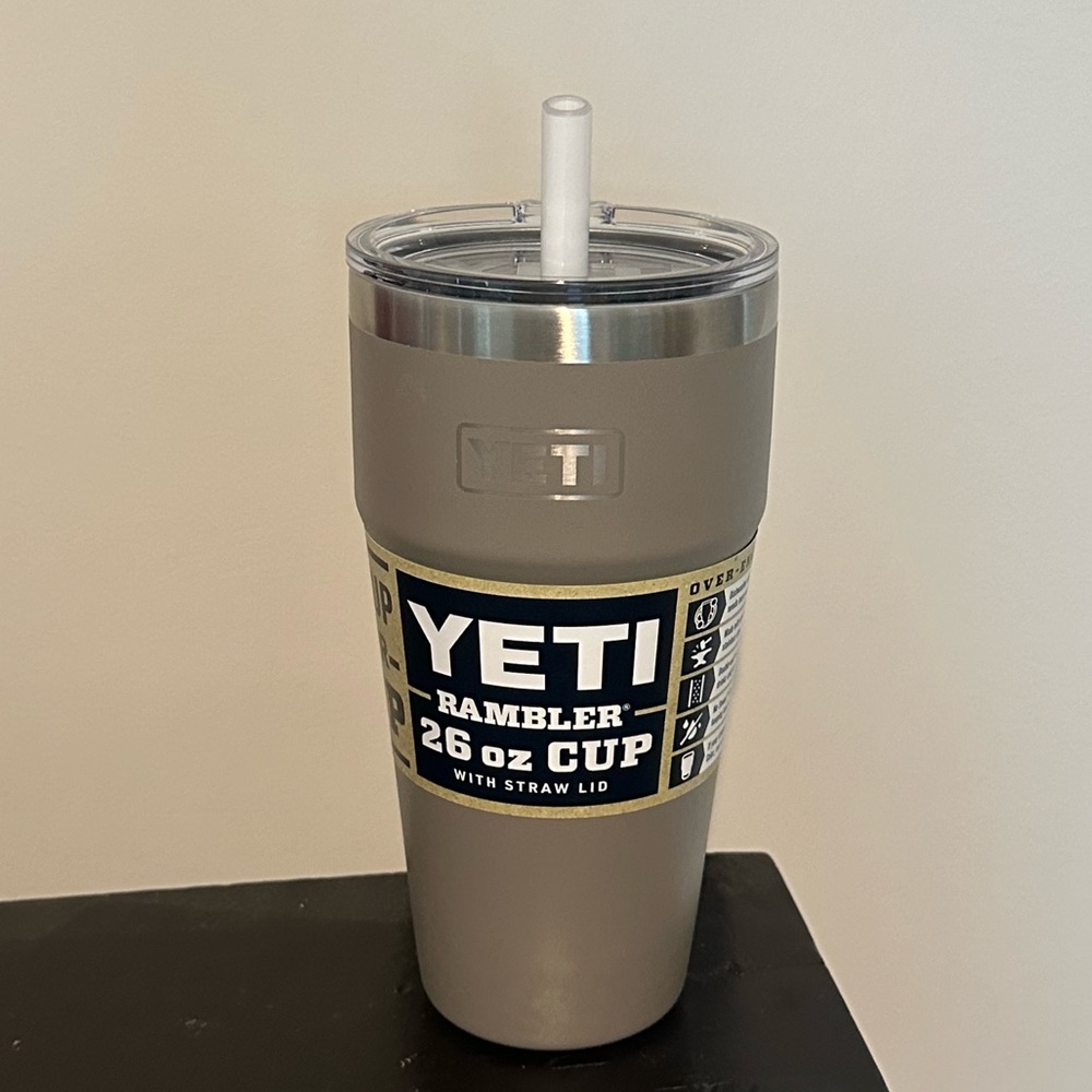 YETI RAMBLER® 26 OZ STACKABLE CUP  WITH STRAW LID-POWER PINK